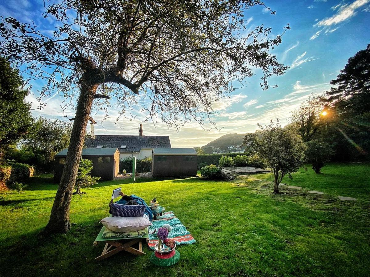 Gordy Hall -Sea Facing Welsh Cottage With Stunning Views Pendine Exterior photo