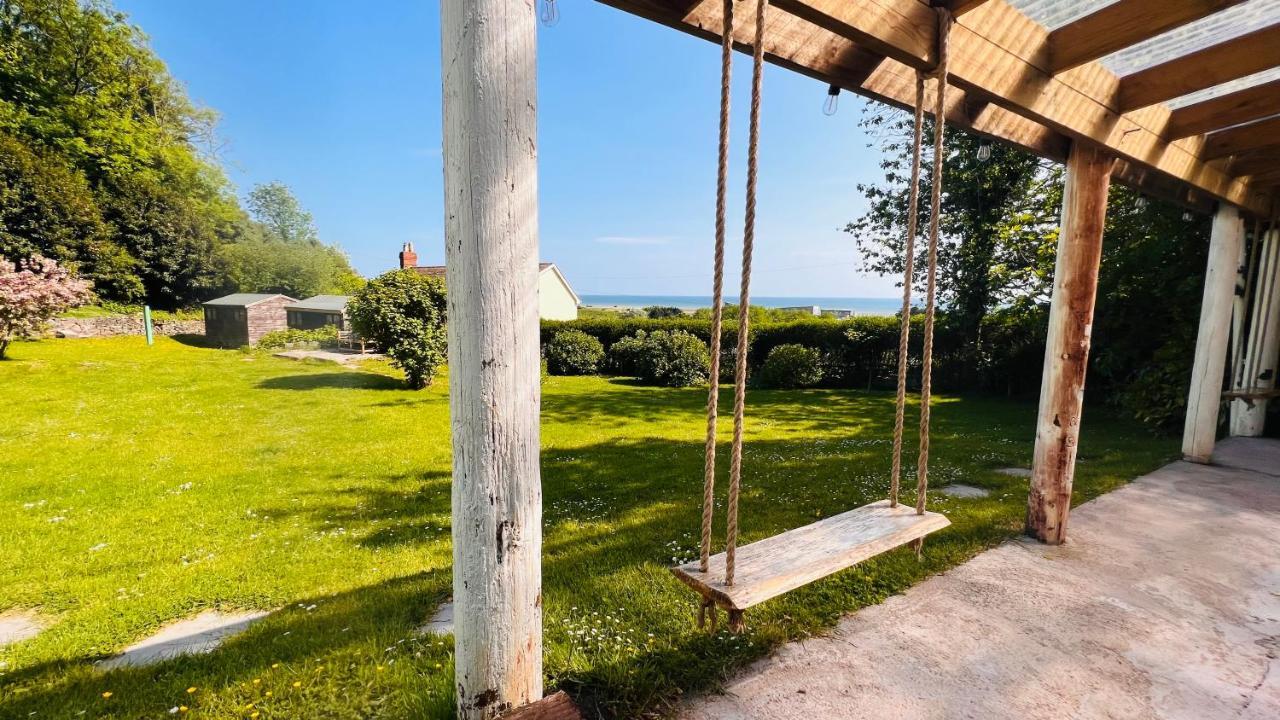Gordy Hall -Sea Facing Welsh Cottage With Stunning Views Pendine Exterior photo