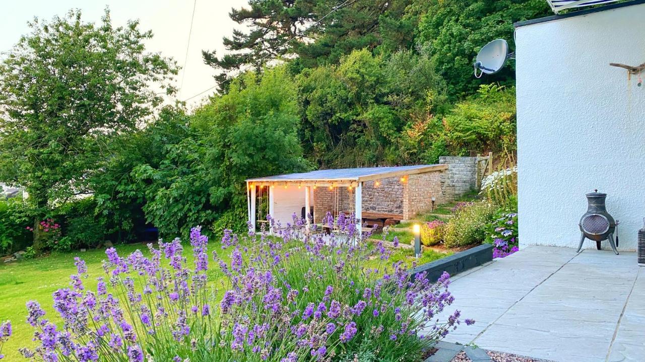 Gordy Hall -Sea Facing Welsh Cottage With Stunning Views Pendine Exterior photo